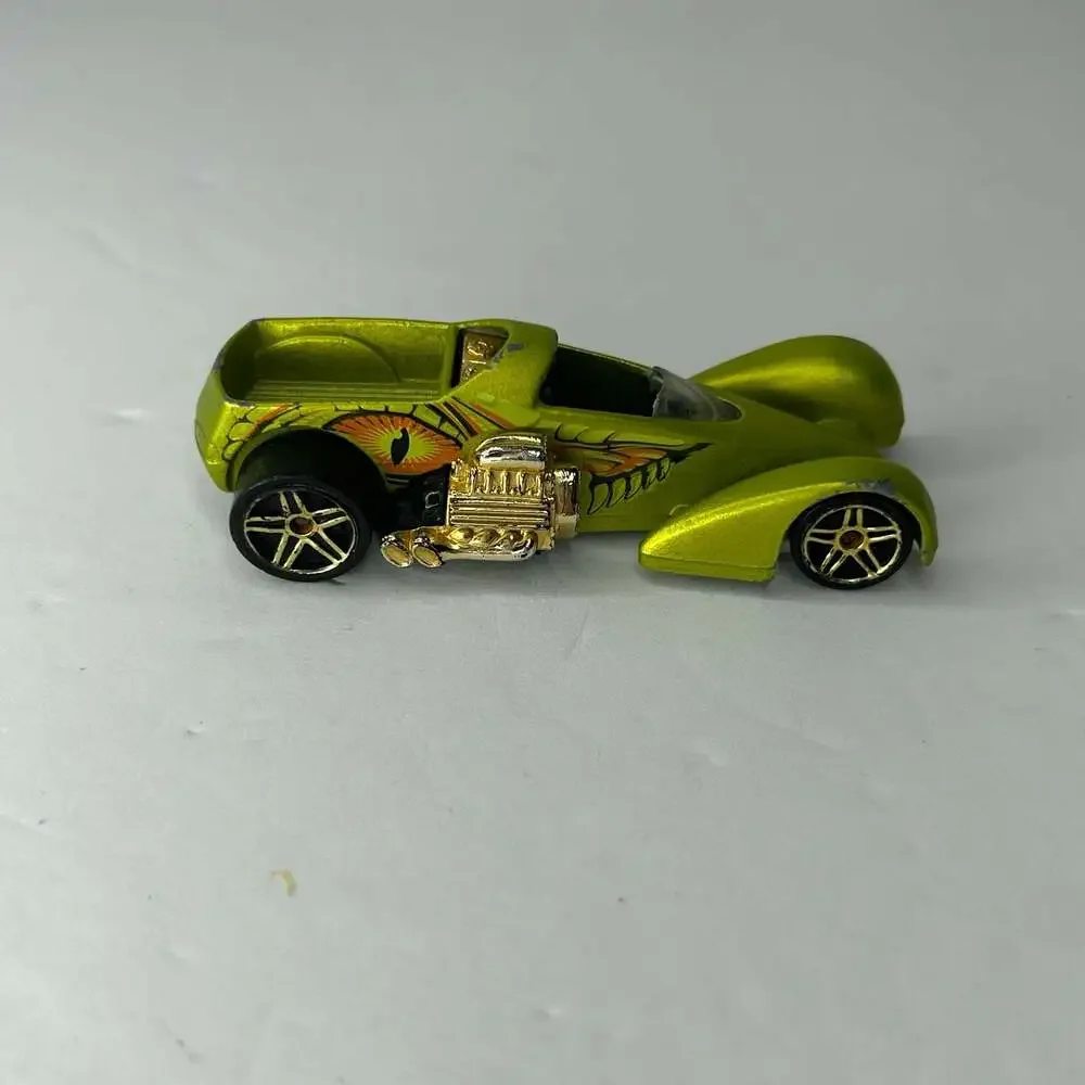 Hot Wheels 1999 Screamin' Hauler Green and Gold Diecast Car
